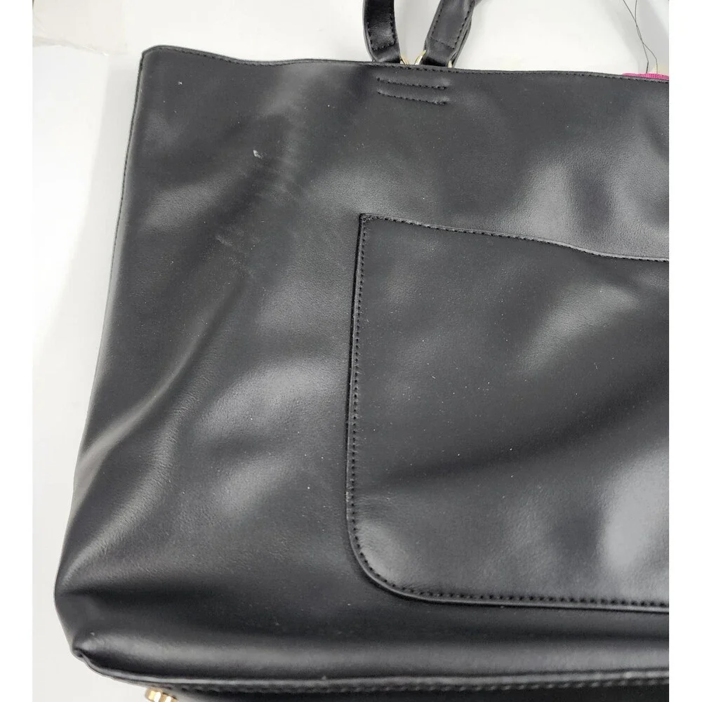 On 34th Leightonne Tote Bag Women's One Size Black Snap Closure